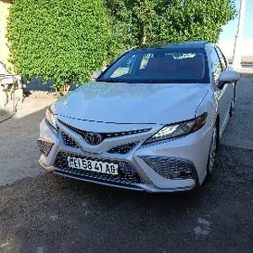 Toyota Camry 2022