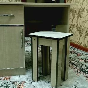 стол письменный