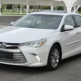 Toyota Camry 2017