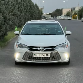 Toyota Camry 2015