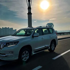 Toyota Land Cruiser Prado 2022