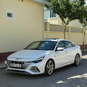 Hyundai Elantra 2023