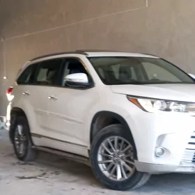 Toyota Highlander 2018