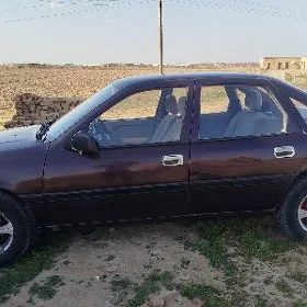 Opel Vectra 1991