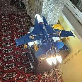 UÇAR SAMALŸOT LŸUSTRA!