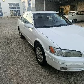 Toyota Camry 1998