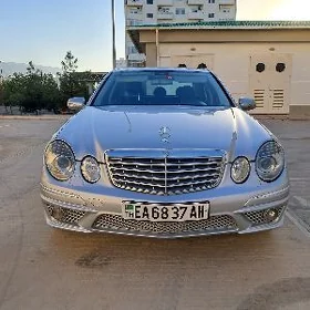 Mercedes-Benz E320 2003