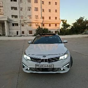 Kia Optima 2020