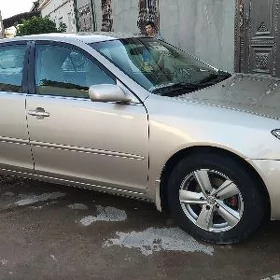 Toyota Camry 2003