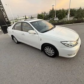 Toyota Camry 2005
