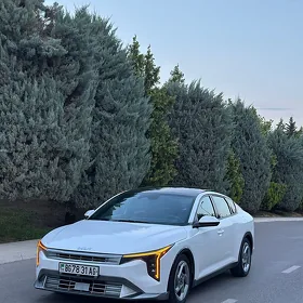 Kia K4 2025