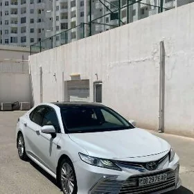 Toyota Camry 2023