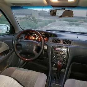 Toyota Camry 1999