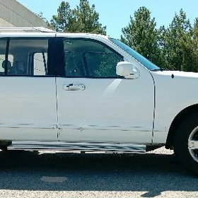 Ford Explorer 2005