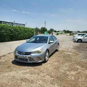 Toyota Camry 2016