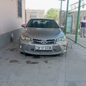 Toyota Camry 2016