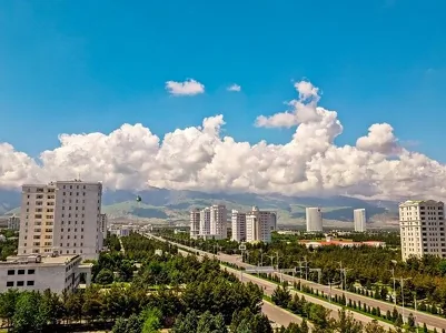 Под знойным дыханием июня: Туркменистан накрывает жара до +43°С