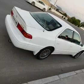 Toyota Camry 2000