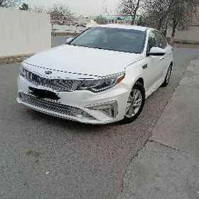 Kia Optima 2019