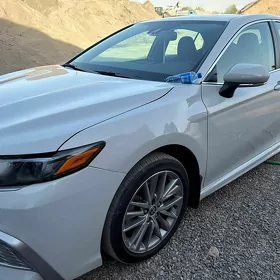 Toyota Camry 2023