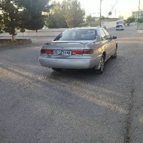 Toyota Camry 2001