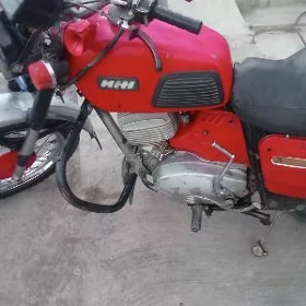 Iž Planeta 5 2000