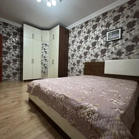 1 mkr  Kwartira 3 komnat ewro