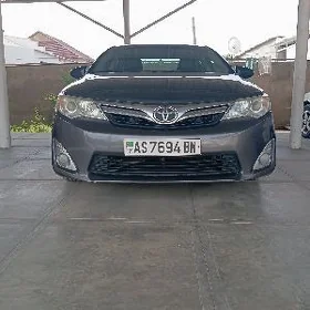 Toyota Camry 2011