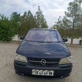 Opel Sintra 1999