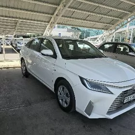 Toyota Yaris 2024