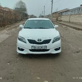 Toyota Camry 2011