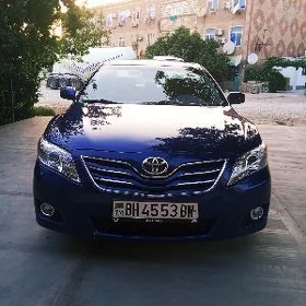 Toyota Camry 2011