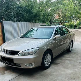 Toyota Camry 2005