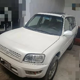 Toyota RAV4 1999