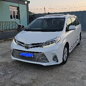 Toyota Sienna 2018