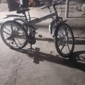 BMW. KAMA