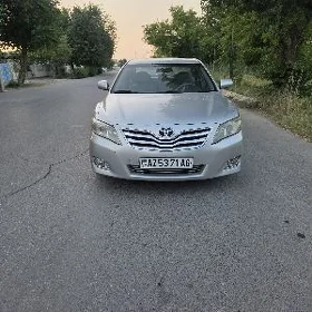 Toyota Camry 2010