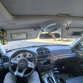 Mercedes-Benz E320 2003