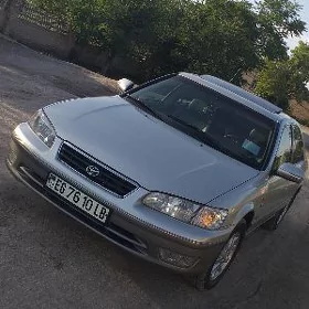 Toyota Camry 2001