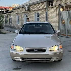 Toyota Camry 1998