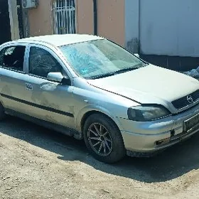 Opel Astra 2003
