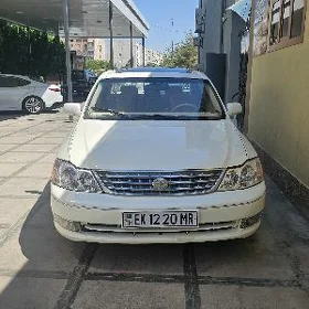 Toyota Avalon 2001