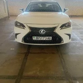 Lexus ES 350 2020