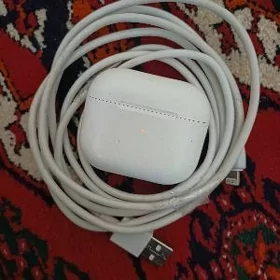 Airpods nausnik