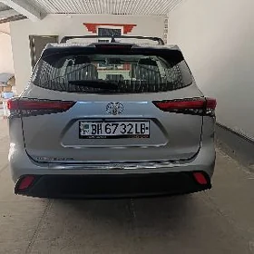 Toyota Highlander 2023