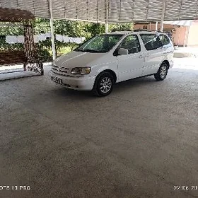 Toyota Sienna 1999