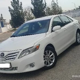Toyota Camry 2011