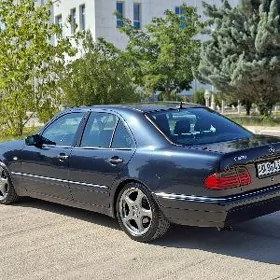 Mercedes-Benz E320 1998
