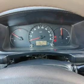 Toyota Hiace 2015