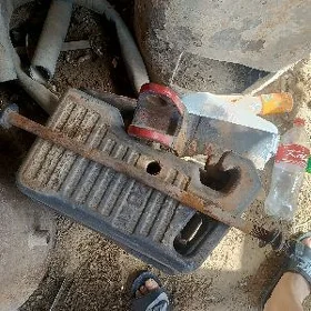 Gurizik agram daş Mtz 82